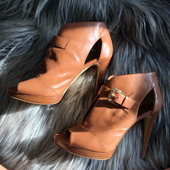 Michael Kors Genuine Leather Tan Caramel Peep Toe Booties - Picture 4 of 6